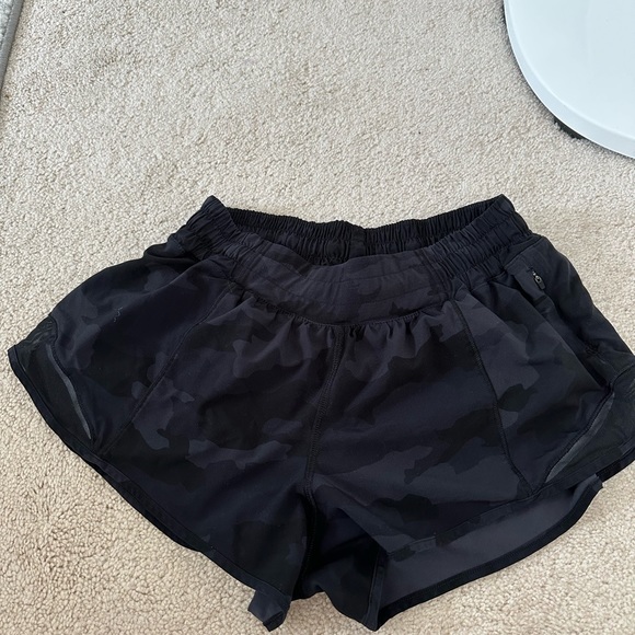 Lululemon Camo shorts - Picture 2 of 2
